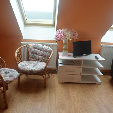 Rodinné ubytování - Family accommodation Kobylice Extérieur photo