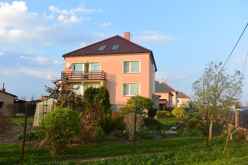 Rodinné ubytování - Family accommodation Kobylice Extérieur photo