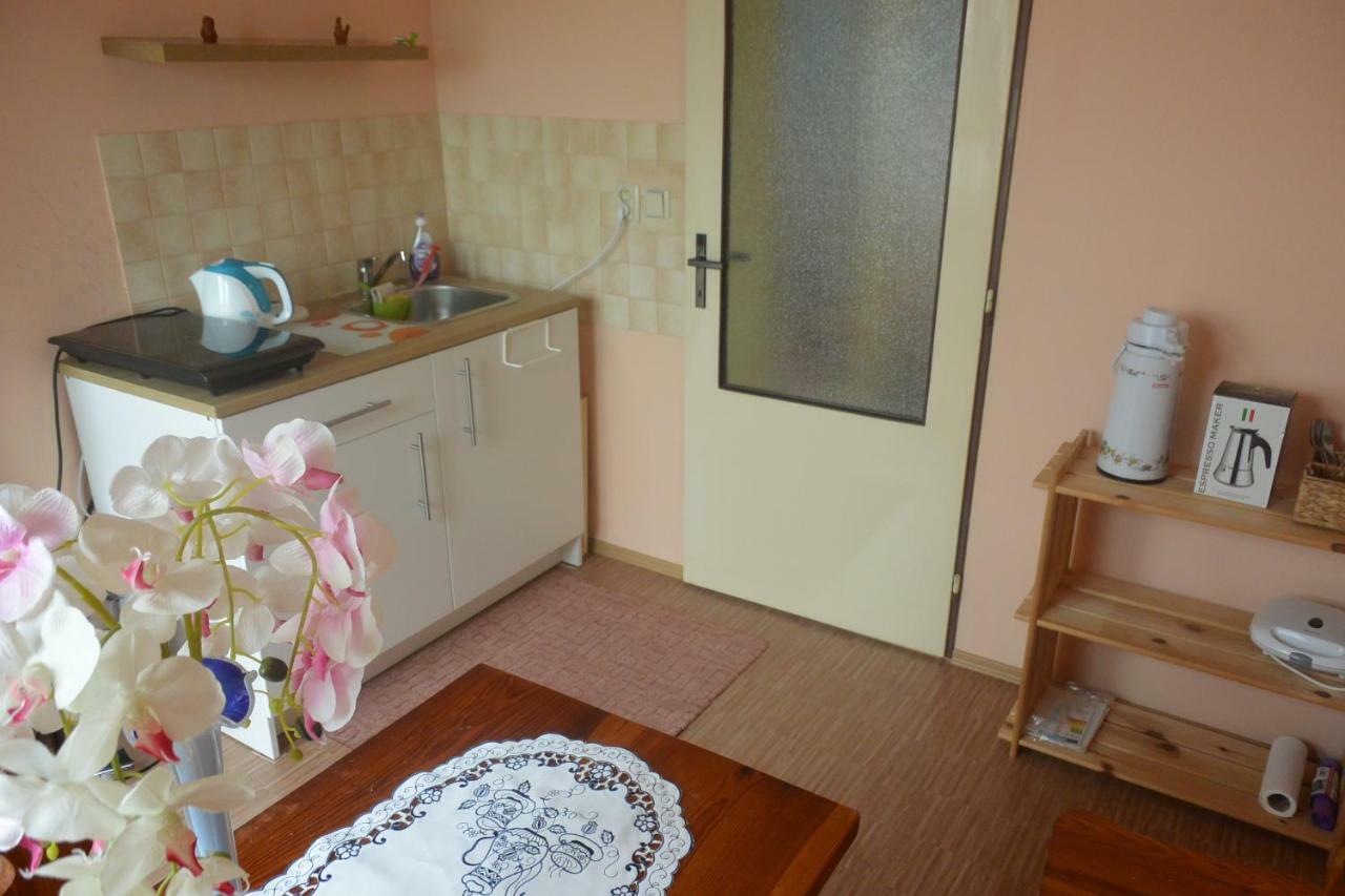 Rodinné ubytování - Family accommodation Kobylice Extérieur photo